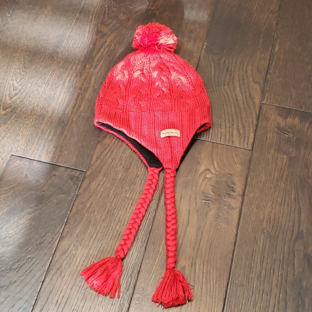 Pom Pom hat